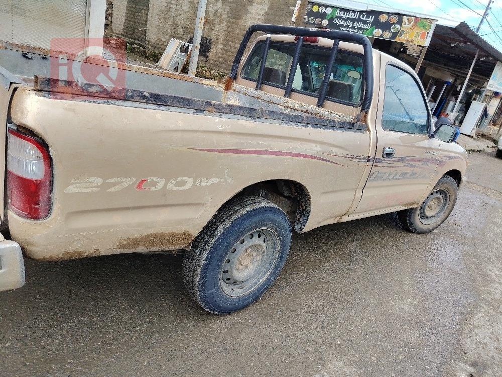 تويوتا هايلوكس